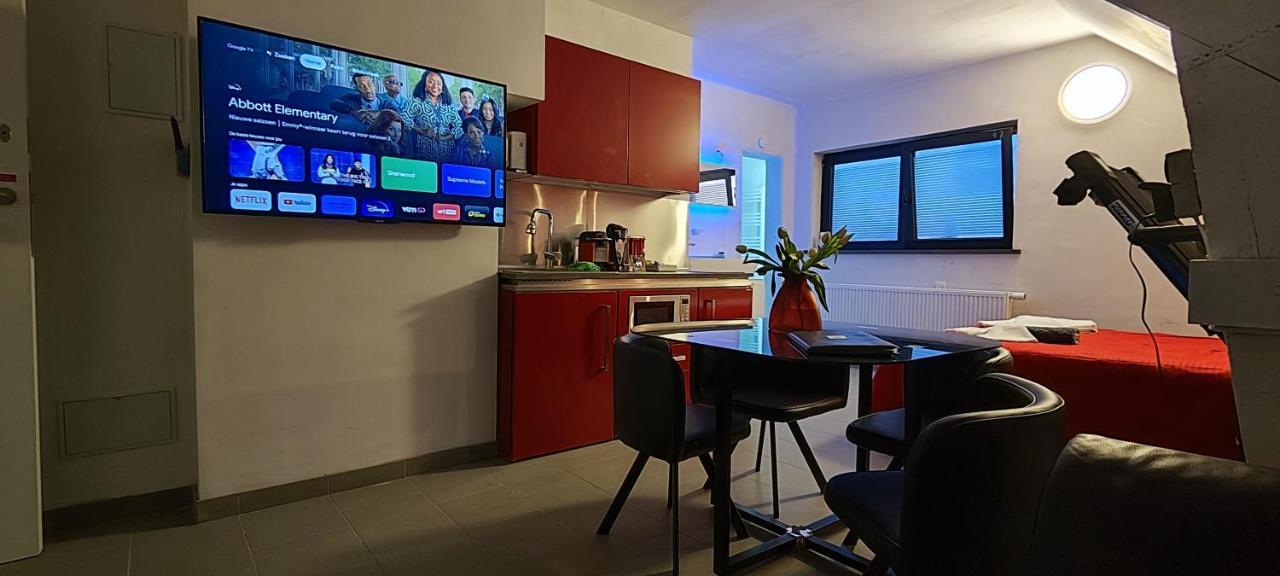 Logeerkamer Xxl 25 M2 Zemst Luaran gambar